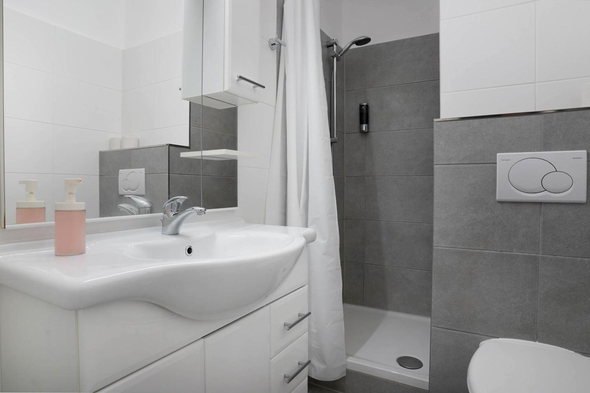 Schoene Apartments In Bad Rothenfelde I Private Parkplaetze Mit Ladesaeulen I Home2Share Экстерьер фото